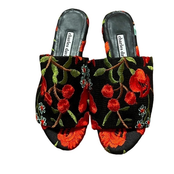 Charles David embroidered roses slide sandals - Picture 1 of 7